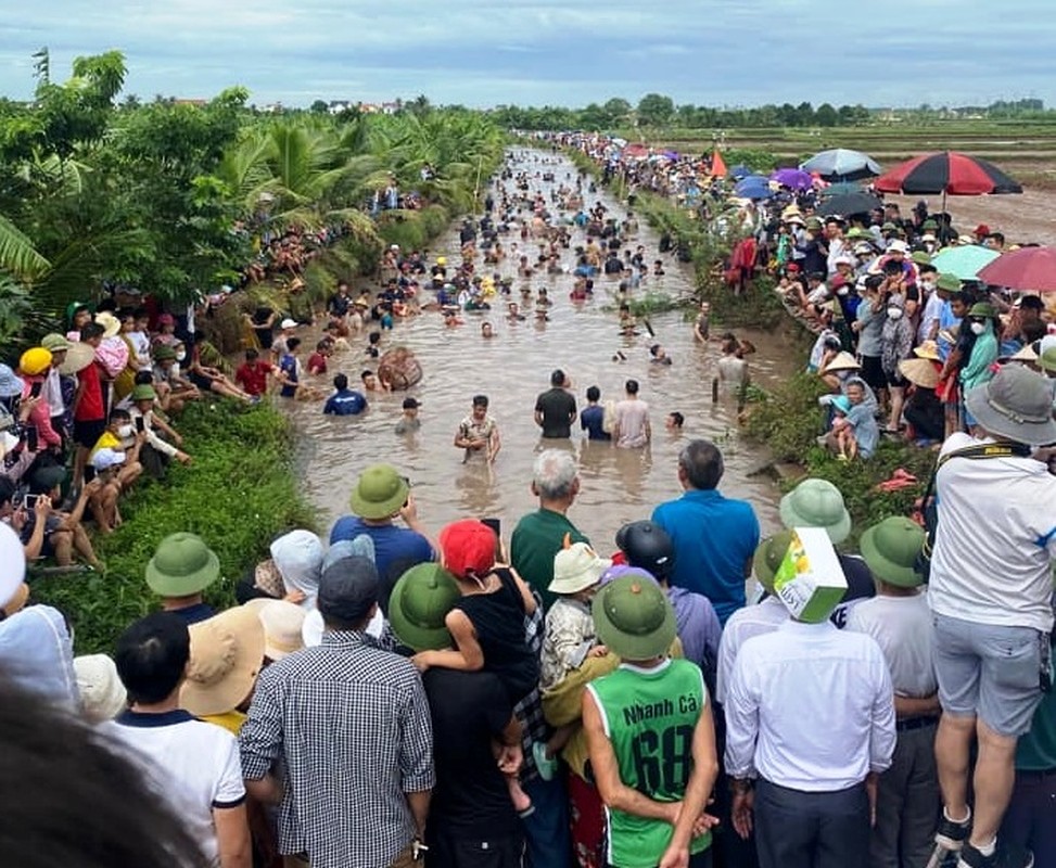 Hội đùa nơm sông Sồi xã An Thanh, huyện Tứ Kỳ